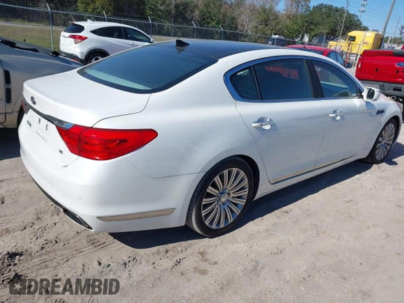 2015 Kia K900 Premium with VIN KNALU4D43F6024592, listed as a IAAI auction lot 41283765 with 114,549 mi miles. Bid and sale history available at carsss.com. Image 4.