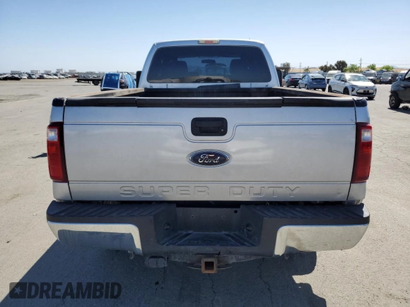 2016 Ford F-250 XLT z VIN 1FT7X2BT3GEC15494, wystawiony jako Copart lot #55179255 z przebiegiem 178 515 mil mil oraz Czysty tytuł • Clean title. Historia ofert i sprzedaży dostępna na DreamBid. Obrazek 6.