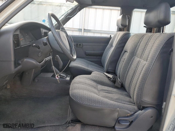 1994 Toyota 4WD Pickups DLX with VIN JT4VN13D1R5141994, listed as a Copart auction lot 51260545 with 141,752 mi miles and Salvage Title. Bid and sale history available at carsss.com. Image 7.