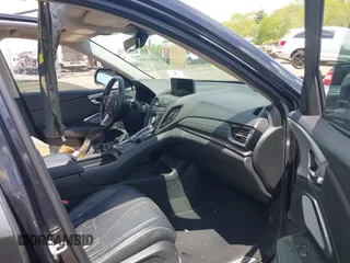 2019 Acura RDX Technology с VIN 5J8TC2H54KL017533, выставлен на аукционе IAAI как лот 42169803 с пробегом 93 547 миль миль и . История ставок и продаж доступна на DreamBid. Изображение 5.