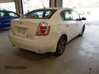 2008 Nissan Sentra 2.0 with VIN 3N1AB61E98L750493, listed as a IAAI auction lot 41595220 with 215,488 mi miles and . Bid and sale history available at DreamBid. Image 4.