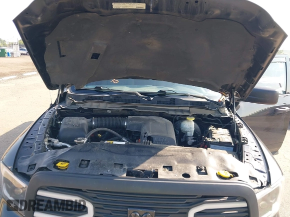 2018 Ram 1500 Express с VIN 1C6RR7FG3JS351413, выставлен на аукционе IAAI как лот 42757790 с пробегом 72 812 миль миль и . История ставок и продаж доступна на DreamBid. Изображение 10.