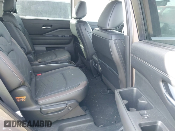 2023 Nissan Pathfinder Platinum with VIN 5N1DR3DH3PC273947, listed as a IAAI auction lot 41253438 with 13,101 mi miles and . Bid and sale history available at DreamBid. Image 8.