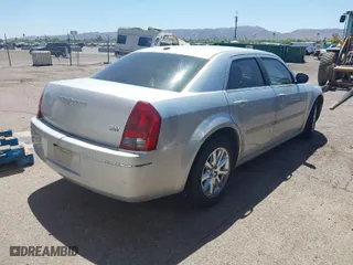 2007 Chrysler 300 Limited with VIN 2C3KA53G27H862495, listed as a IAAI auction lot 41891653 with 214,395 mi miles. Bid and sale history available at carsss.com. Image 4.