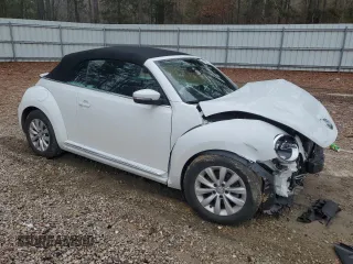 2018 Volkswagen Beetle S with VIN 3VW5DAAT8JM512819, listed as a Copart auction lot 85229784 with Not provided miles and Salvage title. Bid and sale history available at DreamBid. Image 4.