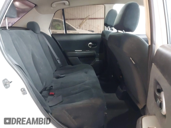 2010 Nissan Versa 1.8 S with VIN 3N1BC1AP7AL414885, listed as a IAAI auction lot 41484047 with 200,905 mi miles. Bid and sale history available at carsss.com. Image 8.