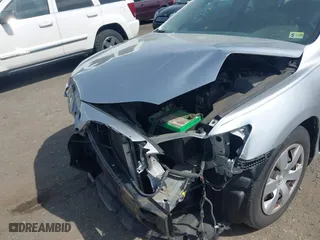 2007 Toyota Camry CE with VIN 4T1BE46K37U643404, listed as a IAAI auction lot 41903773 with 189,984 mi miles. Bid and sale history available at carsss.com. Image 6.