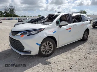 2023 Toyota Sienna XLE with VIN 5TDYRKECXPS153791, listed as a Copart auction lot 61575425 with Not provided miles and Salvage title. Bid and sale history available at DreamBid. Image 1.