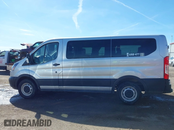 2019 Ford Transit XL with VIN 1FMZK1ZM8KKA06967, listed as a IAAI auction lot 41805833 with 32,225 mi miles. Bid and sale history available at carsss.com. Image 15.