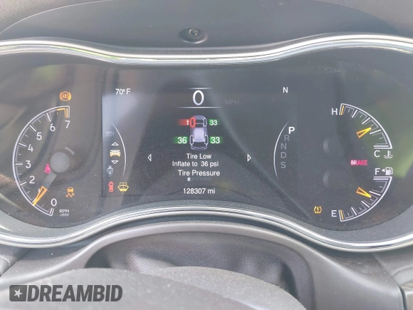 2015 Jeep Grand Cherokee Overland with VIN 1C4RJECG6FC707458, listed as a IAAI auction lot 41996350 with 128,307 mi miles and . Bid and sale history available at DreamBid. Image 15.