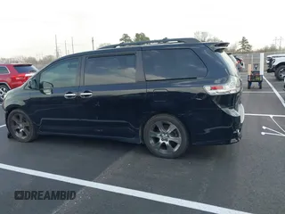 2015 Toyota Sienna SE with VIN 5TDXK3DC3FS534713, listed as a IAAI auction lot 41813651 with 200,030 mi miles and . Bid and sale history available at DreamBid. Image 14.