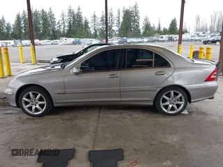 2003 Mercedes-Benz C 230 Kompressor with VIN WDBRF40J43F385553, listed as a IAAI auction lot 41614596 with 196,640 mi miles and . Bid and sale history available at DreamBid. Image 13.