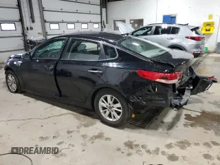 2017 Kia Optima LX z VIN 5XXGT4L39HG152517, wystawiony jako Copart lot #58760995 z przebiegiem Nie podano mil oraz Szkoda całkowita • Salvage title. Historia ofert i sprzedaży dostępna na DreamBid. Obrazek 2.