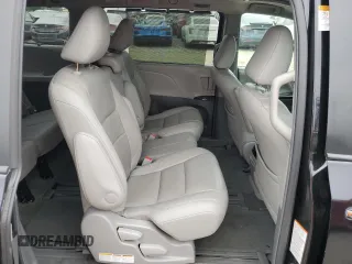 2015 Toyota Sienna XLE с VIN 5TDYK3DC6FS561960, выставлен на аукционе Copart как лот 59607355 с пробегом 110 593 миль миль и Списание • Salvage title. История ставок и продаж доступна на DreamBid. Изображение 11.