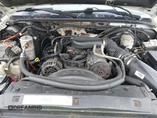2003 Chevrolet Blazer LS z VIN 1GNDT13X63K106315, wystawiony jako IAAI lot #41914116 z przebiegiem 196 774 mil mil oraz . Historia ofert i sprzedaży dostępna na DreamBid. Obrazek 10.