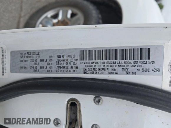 2019 Ram 2500 Tradesman with VIN 3C6UR5CL1KG598101, listed as a IAAI auction lot 42667301 with 90,262 mi miles and . Bid and sale history available at DreamBid. Image 53.