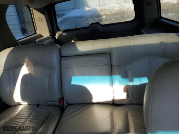 2002 Chevrolet Tahoe LT with VIN 1GNEK13ZX2R258757, listed as a Copart auction lot 43210485 with 184,295 mi miles and Salvage Title. Bid and sale history available at carsss.com. Image 10.