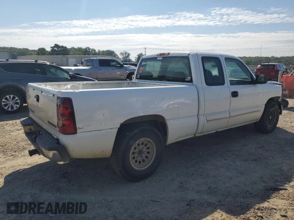 2003 Chevrolet Silverado 1500 with VIN 2GCEC19V031109634, listed as a Copart auction lot 70413734 with 392,365 mi miles and Salvage Title. Bid and sale history available at carsss.com. Image 3.