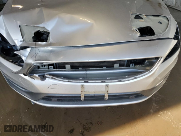 2015 Volvo S60 T5 Platinum with VIN YV1612TM2F2353008, listed as a Copart auction lot 69185513 with 70,403 mi miles. Bid and sale history available at carsss.com. Image 11.