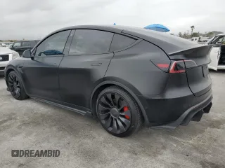 2022 Tesla Model Y Performance with VIN 7SAYGDEF7NF318647, listed as a Copart auction lot 53822465 with 38,724 mi miles and Salvage title. Bid and sale history available at DreamBid. Image 2.