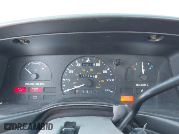 1995 Ford Taurus GL with VIN 1FALP52U8SA195242, listed as a IAAI auction lot 42634281 with 162,168 mi miles and . Bid and sale history available at DreamBid. Image 7.