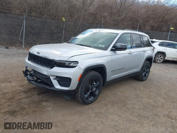 2023 Jeep Grand Cherokee Laredo with VIN 1C4RJHAG2PC660418, listed as a IAAI auction lot 41693879 with 4,295 mi miles and . Bid and sale history available at DreamBid. Image 21.