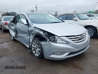 2012 Hyundai Sonata SE with VIN 5NPEC4AB1CH434939, listed as a IAAI auction lot 41878416 with 123,028 mi miles and . Bid and sale history available at carsss.com. Image 1.