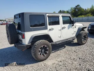 2008 Jeep Wrangler Unlimited X with VIN 1J4GB39128L576571, listed as a Copart auction lot 52706105 with 197,655 mi miles and Clean Title. Bid and sale history available at DreamBid. Image 3.