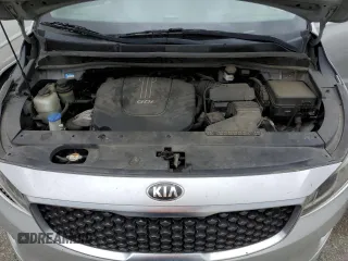 2015 Kia Sedona LX with VIN KNDMB5C17F6070646, listed as a Copart auction lot 56528444 with 231,095 mi miles and Salvage Title. Bid and sale history available at carsss.com. Image 12.