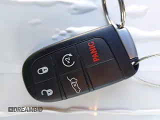 2018 Jeep Grand Cherokee Trailhawk с VIN 1C4RJFLG3JC399051, выставлен на аукционе IAAI как лот 42359437 с пробегом 70 956 миль миль и . История ставок и продаж доступна на DreamBid. Изображение 11.