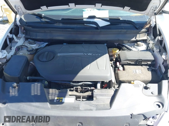 2015 Jeep Cherokee Limited with VIN 1C4PJLDS0FW505714, listed as a IAAI auction lot 42051526 with 82,804 mi miles and . Bid and sale history available at DreamBid. Image 10.