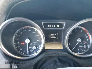 2015 Mercedes-Benz G-Class G 550 with VIN WDCYC3HF8FX231369, listed as a Copart auction lot 82528594 with 84,187 mi miles and Salvage Title. Bid and sale history available at carsss.com. Image 9.