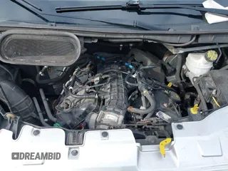 2017 Ford Transit Passenger XL z VIN 1FBAX2CG0HKA88590, wystawiony jako IAAI lot #41955797 z przebiegiem 135 287 mil mil oraz . Historia ofert i sprzedaży dostępna na DreamBid. Obrazek 10.