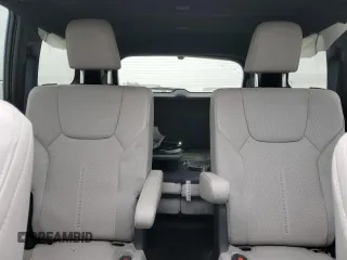 2024 Lexus TX 350 z VIN 5TDAAAA68RS006231, wystawiony jako Copart lot #46048495 z przebiegiem 6749 mil mil oraz Szkody całkowita. Historia ofert i sprzedaży dostępna na DreamBid. Obrazek 10.