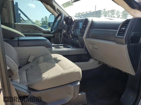 2019 Ford F-350 XL with VIN 1FT8W3DT3KEG72017, listed as a Copart auction lot 50609235 with 161,842 mi miles and Salvage title. Bid and sale history available at DreamBid. Image 5.