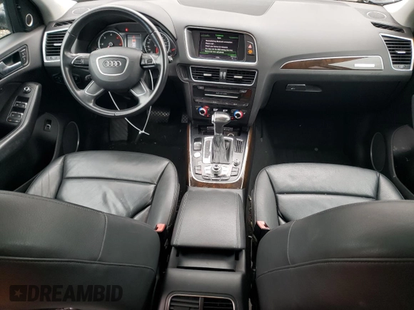 2014 Audi Q5 Premium Plus z VIN WA1CMAFP3EA126716, wystawiony jako Copart lot #56861425 z przebiegiem 109 522 mil mil oraz Szkoda całkowita • Salvage title. Historia ofert i sprzedaży dostępna na DreamBid. Obrazek 8.