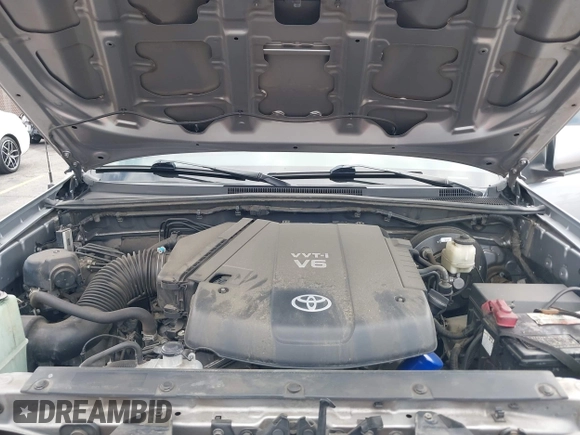 2014 Toyota Tacoma PreRunner z VIN 3TMJU4GNXEM164121, wystawiony jako IAAI lot #42568581 z przebiegiem 201 316 mil mil oraz . Historia ofert i sprzedaży dostępna na DreamBid. Obrazek 10.