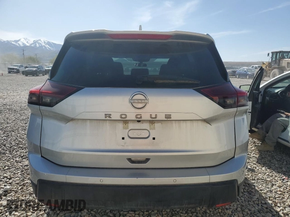 2025 Nissan Rogue SV with VIN 5N1BT3BA4SC808162, listed as a Copart auction lot 54365295 with 2,708 mi miles and Clean Title. Bid and sale history available at DreamBid. Image 6.