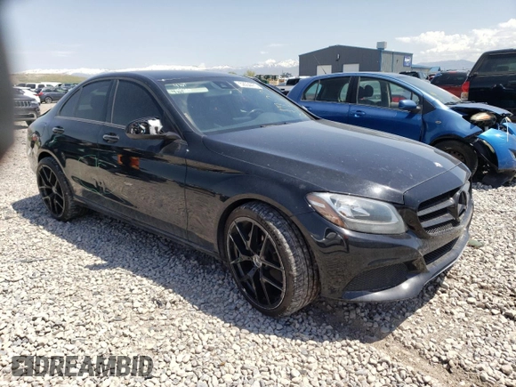 2016 Mercedes-Benz C 300 Luxury z VIN 55SWF4KB1GU119460, wystawiony jako Copart lot #52034473 z przebiegiem 41 077 mil mil oraz Szkoda całkowita • Salvage title. Historia ofert i sprzedaży dostępna na DreamBid. Obrazek 4.