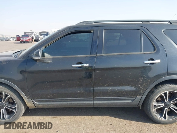2013 Ford Explorer Sport z VIN 1FM5K8GT3DGC86028, wystawiony jako IAAI lot #40596140 z przebiegiem 136 292 mil mil oraz . Historia ofert i sprzedaży dostępna na DreamBid. Obrazek 14.