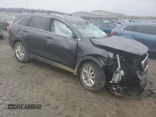 2017 Kia Sorento LX with VIN 5XYPG4A39HG243595, listed as a Copart auction lot 45191725 with 73,951 mi miles and Salvage Title. Bid and sale history available at carsss.com. Image 4.