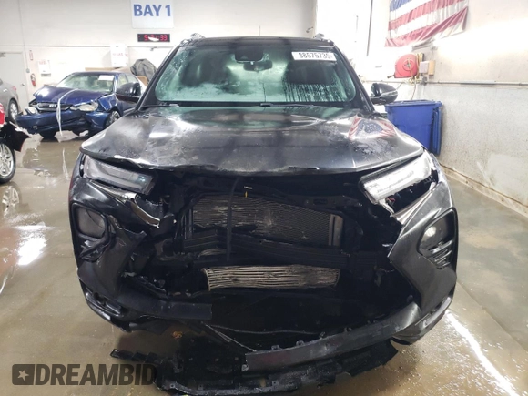 2022 Chevrolet TrailBlazer RS with VIN KL79MUSL9NB016829, listed as a Copart auction lot 88575735 with 36,932 mi miles and Salvage Title. Bid and sale history available at DreamBid. Image 5.