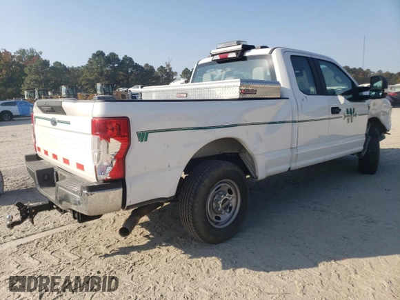 2020 Ford F-250 XL с VIN 1FT7X2A62LEE10332, выставлен на аукционе Copart как лот 77744924 с пробегом 111 028 миль миль и Списание • Salvage title. История ставок и продаж доступна на DreamBid. Изображение 3.