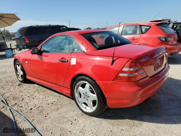 2000 Mercedes-Benz SLK-Class Kompressor with VIN WDBKK47F2YF158853, listed as a Copart auction lot 75102684 with 107,732 mi miles and Salvage Title. Bid and sale history available at carsss.com. Image 2.
