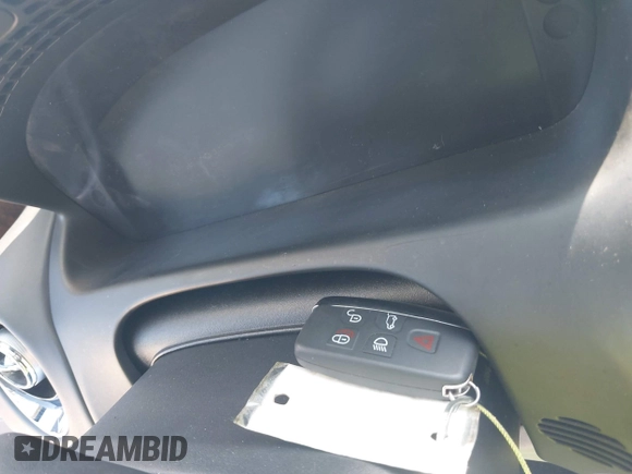2013 Jaguar XJ with VIN SAJWA1C77D8V44610, listed as a IAAI auction lot 42150382 with Not Provided miles and . Bid and sale history available at DreamBid. Image 11.