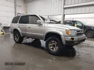 1998 Toyota 4Runner Limited with VIN JT3HN87R0W0189219, listed as a IAAI auction lot 41815288 with 227,784 mi miles and . Bid and sale history available at DreamBid. Image 1.