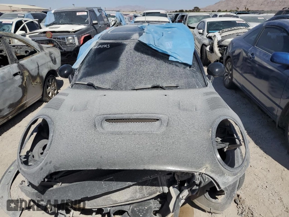 2015 MINI Hardtop S with VIN WMWXP7C52F2A38837, listed as a Copart auction lot 47896825 with 68,784 mi miles and Salvage Title. Bid and sale history available at DreamBid. Image 5.