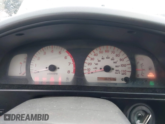 2001 Toyota Tacoma PreRunner with VIN 5TEGN92N21Z736789, listed as a IAAI auction lot 41784065 with 163,675 mi miles. Bid and sale history available at carsss.com. Image 7.