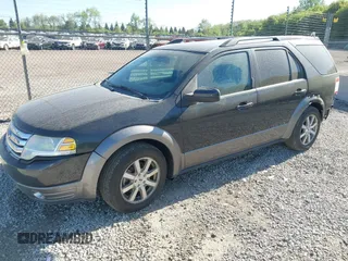2008 Ford Taurus X SEL с VIN 1FMDK05W58GA03368, выставлен на аукционе IAAI как лот 42278545 с пробегом 140 997 миль миль и . История ставок и продаж доступна на DreamBid. Изображение 2.
