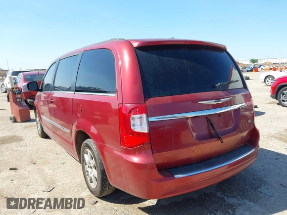 2013 Chrysler Town & Country Touring z VIN 2C4RC1BG7DR583239, wystawiony jako IAAI lot #41955325 z przebiegiem 183 880 mil mil oraz . Historia ofert i sprzedaży dostępna na DreamBid. Obrazek 3.